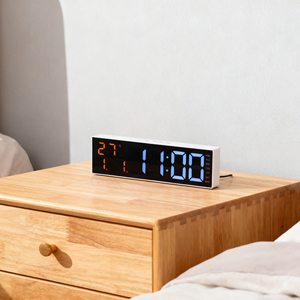 <span class=keywords><strong>Horloge</strong></span> <span class=keywords><strong>murale</strong></span> numérique LED intelligente à commande vocale avec calendrier, alarme, prise USB directe, affichage de la température et rétroéclairage pour la maison/le bureau/la chambre - Product Image 6