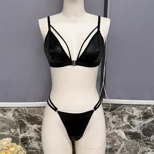 طقم ملابس داخلية نسائية مثير بتصميم أوروبي رخيص الثمن، حمالة صدر وسروال داخلي أسود مفتوح من قطعتين للنساء - Product Image 5