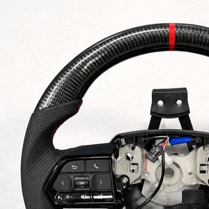 Volant en fibre de carbone pour <span class=keywords><strong>Toyota</strong></span> Hilux Revo <span class=keywords><strong>Land</strong></span> <span class=keywords><strong>Cruiser</strong></span> <span class=keywords><strong>GR</strong></span> Camry <span class=keywords><strong>Land</strong></span> <span class=keywords><strong>Cruiser</strong></span> LC200 LC300 Prado 120 150 200 LC79 Sports - Product Image 5
