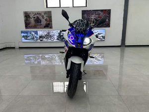 Moto Sportiva YAMAHA YZF <span class=keywords><strong>R6</strong></span> di Seconda Mano, 400cc, Motocicletta da Corsa con Velocità Massima >80km/h - Product Image 1