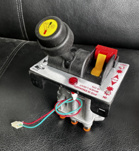 อะไหล่เบรกสำหรับรถบรรทุก วาล์วควบคุม PTO M รุ่น AV295 AV295M AVM295 6CV-D-N - Product Image 5
