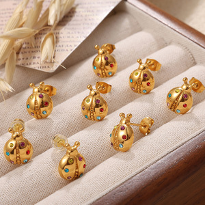 Pendientes de Mariquita con Diseño de Insecto, Color Dorado, con Pedrería, Joyería de Moda para Fiestas - Product Image 1