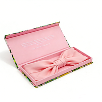 Maßgefertigte Rosa Klappbare Geschenkbox Rechteckige Starre Papierverpackung für Seidenschals Krawatten Geschäfts- und Feiertagsgeschenkverpackung