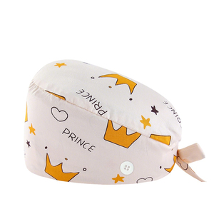 Gorros Quirúrgicos Personalizados al por Mayor con Forro de Satén, Soporte para Porta-Credenciales y Estampado de Dibujos Animados para Profesionales Médicos - Product Image 5