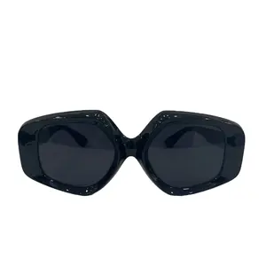 2024 fabbrica nuova alla moda tartaruga poligonale di grandi dimensioni occhiali da sole per le donne di colore marrone alla moda Street Photo Wear