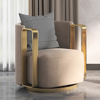 Fauteuil pivotant de luxe en velours avec accoudoirs en métal doré durable, moderne, portable, imperméable et écologique pour salon commercial