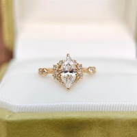 Bague en Moissanite Vintage Coupe Marquise Or Jaune Massif 9K 10K 14K 18K Certifiée GRA avec Halo Rayon de Soleil et Épaules Ouvertes pour Femme