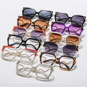 Gafas de Sol Cuadradas Extra Grandes con Montura Grande y Patas de Serpiente, Coloridas, con Protección UV400, con Logotipo Personalizado 2025, para Mujer - Product Image 6