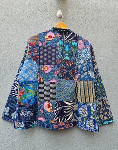 Veste d'hiver matelassée en coton imprimé à la main, style bohème ethnique pour femme, cadeau élégant pour elle - Product Image 3