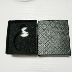 Boîte à <span class=keywords><strong>montre</strong></span> en papier noir de mode en gros pour <span class=keywords><strong>montre</strong></span> de poche - Product Image 2