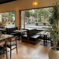 Ensemble de mobilier de restaurant en bois massif de style nordique, banquettes et chaises de qualité commerciale JMS808