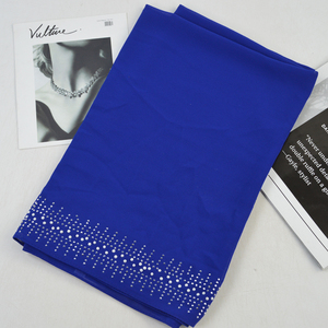 Hijab Musulmano in Chiffon Liscio con Perline Argentate e Diamanti, Copricapo da Donna - Product Image 6