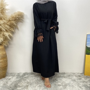 Robe Abaya légère d'été en tissu crêpe bulle avec fermeture éclair avant et manches longues en dentelle florale pour femmes musulmanes 6723 # - Product Image 3