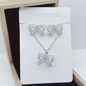 Conjunto de Collar y Pendientes de Acero Inoxidable de Lujo para Mujer, Nuevo Diseño, con Lazo de Titanio y Zirconia, Colgante Elegante para Fiesta - Product Image 2