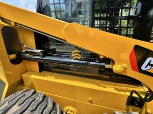 बिल्ली 246d मिनी स्किड स्टीड लोडर 0.9 टन कम घंटे छोटे पैमाने के उपकरण का उपयोग किया जाता है - Product Image 2