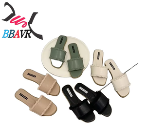 Sandalias de Mujer con Hebilla Metálica y Forro de Piel, Diseño Plano, Ligeras, Estilo Deslizante, Tendencia de Moda Verano 2021 - Product Image 1