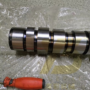 Arbre à cames mécanique prix usine 22245186 VOE22245186 compatible avec les pièces de véhicule de construction TAD1151VE - Product Image 2