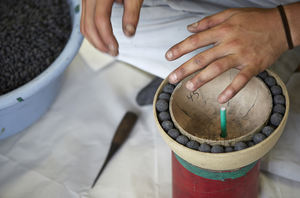 3 인치 디스플레이 쉘 소재 종이 반구 케이스 커버 불꽃 놀이 라운드 볼 - Product Image 5