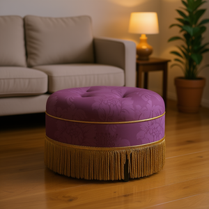 Sgabello rotondo Yolanda da 24 pollici in raso floreale viola con finiture e frange dorate per soggiorno - Product Image 2