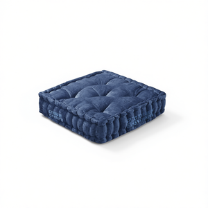 Cuscino Quadrato in Ciniglia Poly, 1 Pezzo, Imbottitura in Poliestere, Design Monocolore - Product Image 1