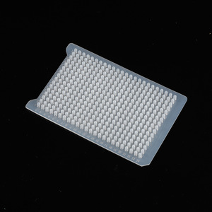 ฝาซิลิโคนสำหรับเพลท PCR ยี่ห้อ Hirozumi แบบ 96 หลุม สี่เหลี่ยม ลึก สำหรับเก็บสารเคมีในห้องปฏิบัติการ - Product Image 2