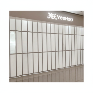 Solution d'entrée moderne pour les espaces commerciaux Porte coulissante en cristal pliable en arc pour les applications de centres commerciaux et d'entrepôts - Product Image 1