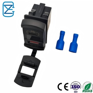 Chargeur USB COZY 12-24V 30W avec QC 3.0 PD Type-C et ports de charge rapide pour train, tram, bus, voiture (garantie 1 an) - Product Image 1