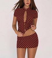 Ensemble 2 pièces en maille à pois pour femme, haut à manches courtes avec découpe en forme de clé et mini-jupe taille basse, tenue assortie pour soirée d'été