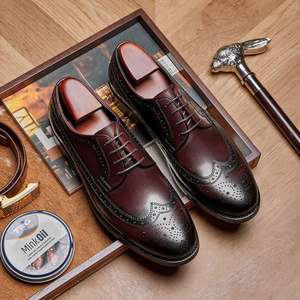 Zapatos Brogue Hechos a Mano de Cuero Genuino, Personalizados y a la Moda, Estilo Retro Otoñal, Lujosos y Profesionales para Hombre, Resistentes al Agua - Product Image 3