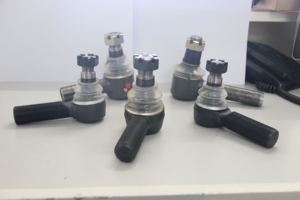 ขายตรงจากโรงงาน อะไหล่รถบรรทุกหนัก Sinotruck Howo ชิ้นส่วนพวงมาลัย ปลายก้านผูก ข้อต่อลูกหมาก - Product Image 4