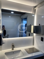Mini-maison avec cuisine et salle de bain, maison mobile, remorque transportable, panneau sandwich moderne, remorque toilettes pour l'extérieur