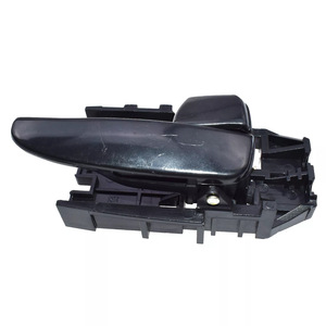 Manija de puerta interior derecha delantera Hyundai 826202D000 negra para Elantra 2001-2006 - Product Image 2