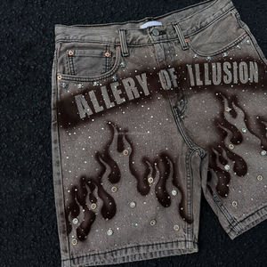 Pantalones cortos de mezclilla para <span class=keywords><strong>hombre</strong></span> con estampado de serigrafía de diamantes de imitación, cierre de cremallera regular, estilo holgado, ropa urbana para <span class=keywords><strong>hombre</strong></span> al por mayor - Product Image 4