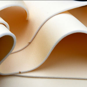 Mousse de soutien-gorge en éponge douce avec <span class=keywords><strong>tissu</strong></span> des deux côtés, vendue à l'unité pour la fabrication de bonnets de soutien-gorge - Product Image 3