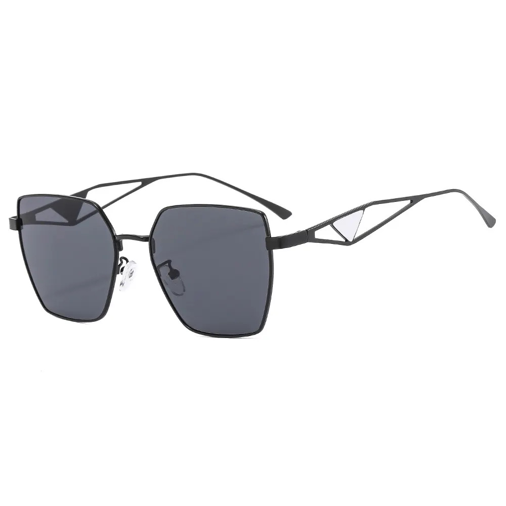 新しいワイルドパーソナリティポリゴンサングラスファッション男性と女性ストリートシューティングメタルサングラスフレーム眼鏡