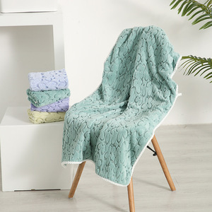 Serviette de bain en polaire corail à motif diamant 70x140 cm, séchage rapide, absorbante, pour la plage et le fitness - Product Image 3