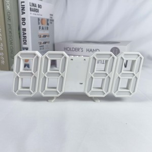 Hot bán hiện đại 3D thời gian dẫn kỹ thuật số Đồng hồ treo tường nhiệt độ đồng hồ báo thức với USB có thể sạc lại cho trang trí nội thất phòng khách - Product Image 4