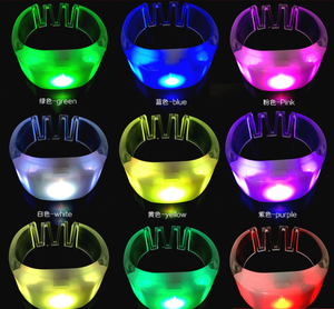 Fabrication Impression Personnalisée Logo <span class=keywords><strong>pas</strong></span> <span class=keywords><strong>Cher</strong></span> Lumineux Led Bracelet Plastique Bracelet Dmx Contrôle pour Événements - Product Image 2