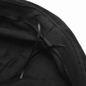 หมวกแฟชั่นสไตล์อังกฤษสำหรับผู้หญิง ฤดูใบไม้ร่วง ฤดูหนาว รุ่นใหม่ สีพื้น ทรงแปดเหลี่ยม บีเรต์อเนกประสงค์ ทรงเพรียวบาง สไตล์จิตรกร สำหรับโอกาสสบายๆ - Product Image 6