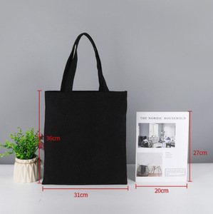 Bolsa de compras reutilizable, ecológica, plegable, de tamaño mediano, con logotipo personalizado, correa de hombro en contraste, cierre de tirón y algodón grueso. - Product Image 2