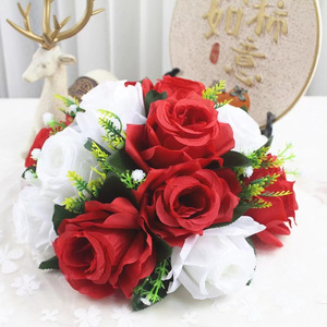 15 Arreglos Florales Hemisféricos de Rosas de Seda Realistas, Flores Artificiales Duraderas para Decoración de Fiestas y Cenas - Product Image 6