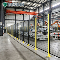 Pagar Pengaman Robot Baja Karbon Rendah dengan Tiang Baja yang Diperkuat untuk Stasiun Kerja Robot dan Perlindungan Peralatan yang Andal