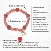 Bracelet classique en perles de quartz fraise naturel avec nœud en cristal, idéal pour un cadeau unisexe