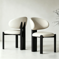 Chaise de salle à manger en bois massif de style italien, chaise à dossier de luxe léger, chaise de bureau à domicile, chaise minimaliste pour hôtel, maquillage et loisirs