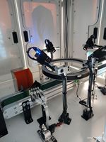 Sistema de Pruebas Ópticas - Máquina de Inspección de Plástico y Vidrio con Plataforma Giratoria, Robot de Visión, Computadora Industrial y Alta Precisión del 5%