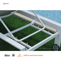 Ensemble de salon de jardin en aluminium BHR, canapé et chaise longue avec design moderne, pliable pour usage hôtelier