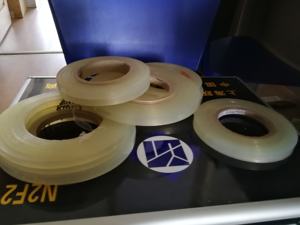 Ventas calientes en fábricas <span class=keywords><strong>Persiana</strong></span> enrollable Tubo enrollable Banda adhesiva fuerte para mascotas - Product Image 6