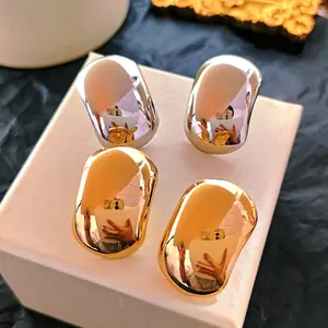 Anting-anting kancing kaca sederhana mode perhiasan anting-anting hoop chunky logam warna emas bentuk kacang berkilau