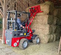 Mini Caricatore a Ruote Good Farm Helper Wolf Mini750 con Diversi Accessori