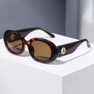 Nouvelles lunettes de soleil polarisées ovales pour femmes, protection UV400, lentille TAC, monture en plastique et métal, couleur noire KS 3867 - Product Image 1